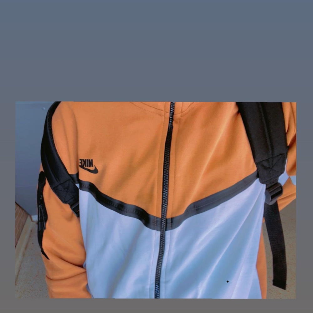Nike tech